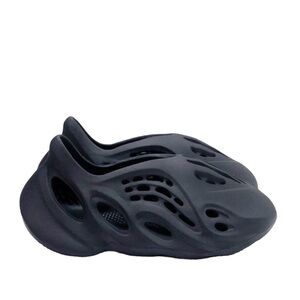 ADIDAS YEEZY FOAM RUNNER RNNR ONYX
HP8739 (US 9) UK 8 EU 43 NWT